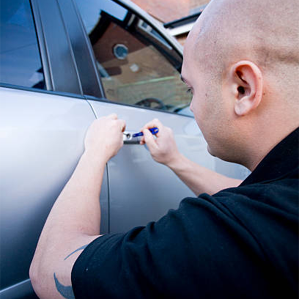 Locked out of your car? Get access to it with help from local montgomery lockout service now